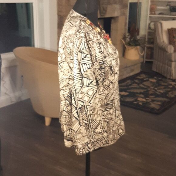NWOT Ruby Rd Cream and Black Print Jacket - Picture 2 of 9